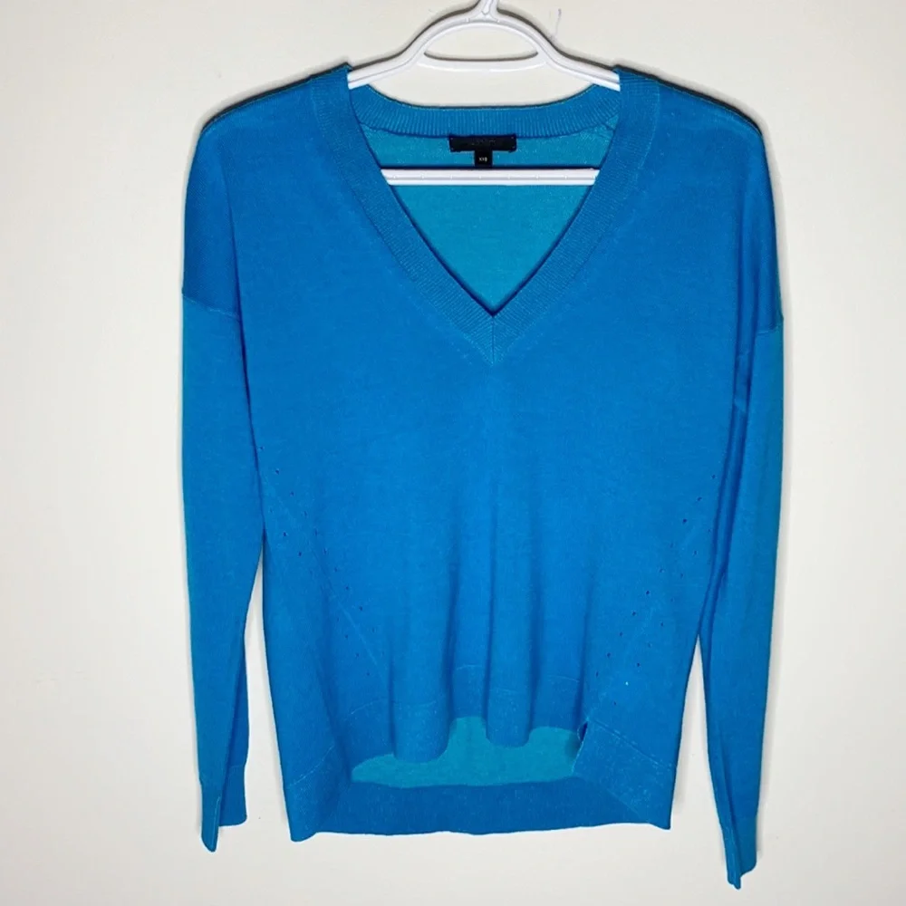 New J Crew blue speckle detail v neck sweater size XXS